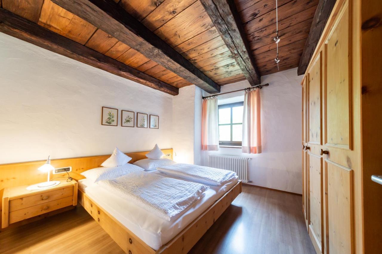 B&B Unterhabsbergerhof Appiano Sulla Strada Del Vino Bagian luar foto